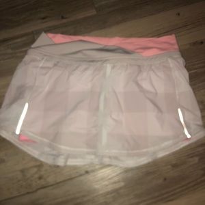 Size 6 lululemon skirt